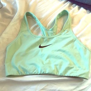 Nike sportsbra